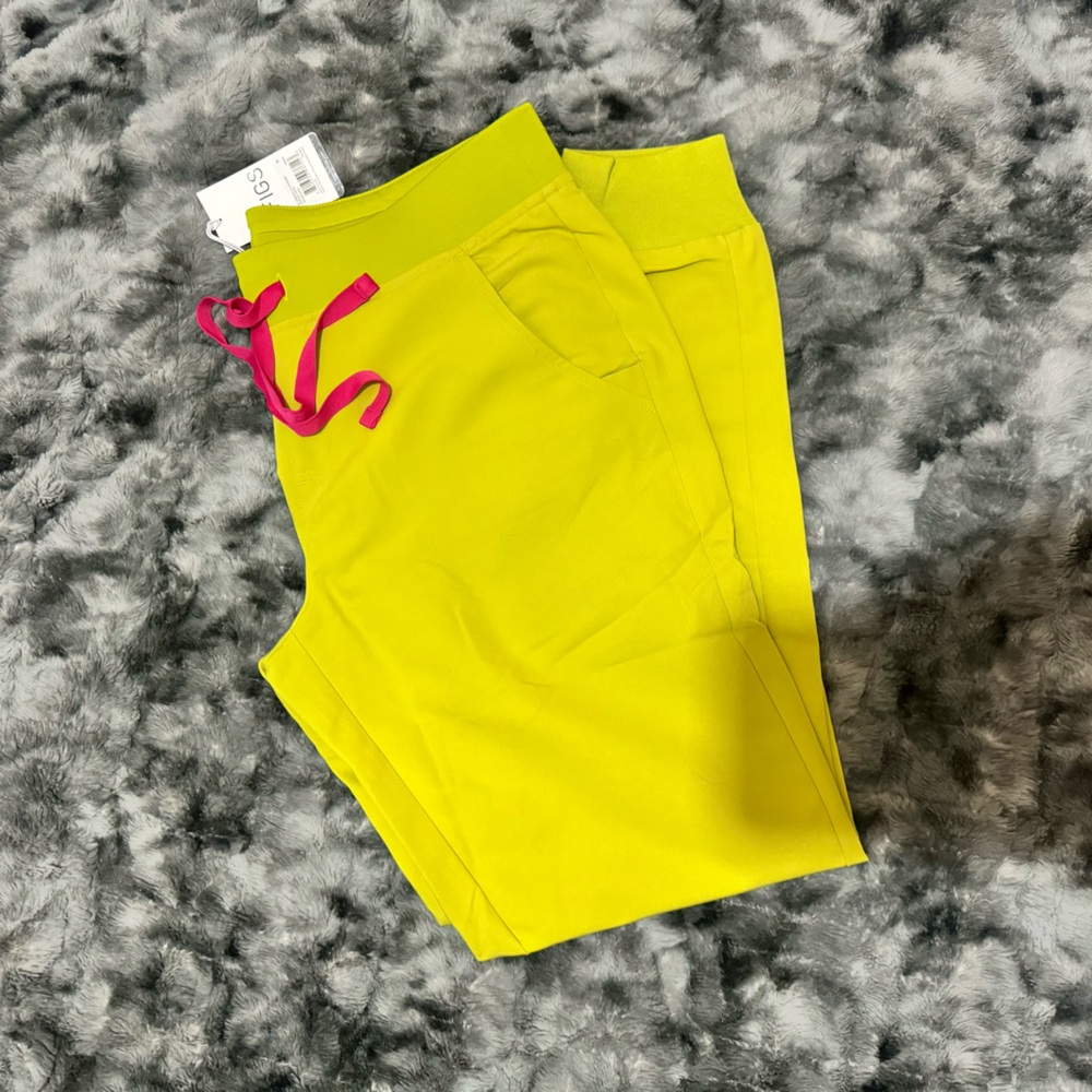 FIGS Zamora scrub pants NWT